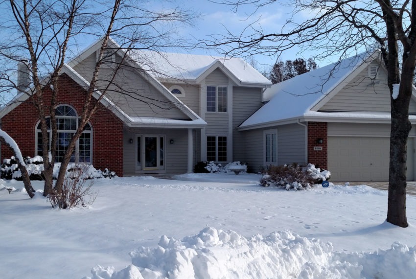 8086 Meadowcreek Ct - winter fv1 mls