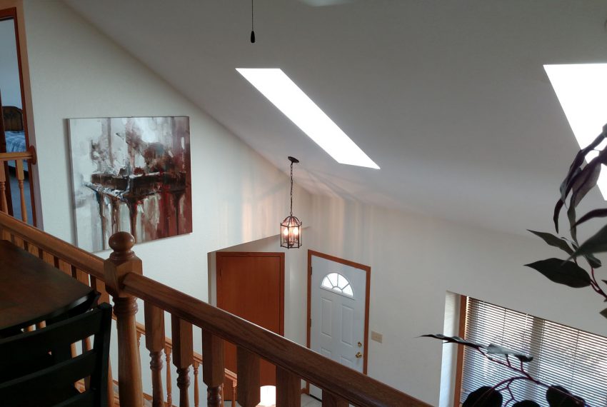 8872 River Ct - skylightsm