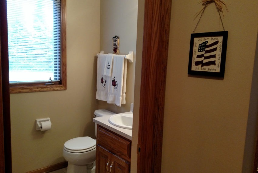 MDove half bath - mls