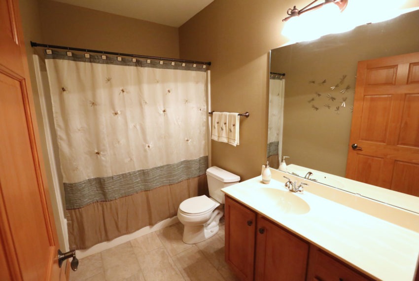 S35th - 2nd Bath - mls