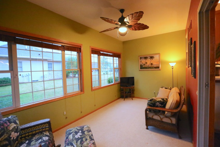 S35th - 4 Seasons-Sunroom2 - mls