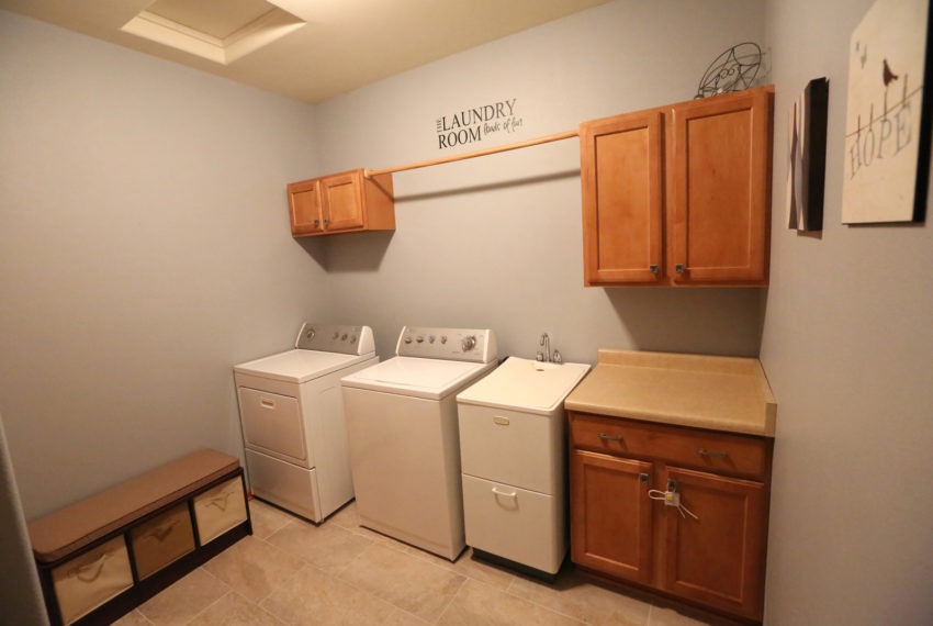 S35th - Laundry Rm - mls