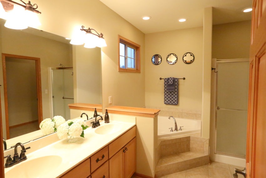 S35th - Master Bath2 - mls