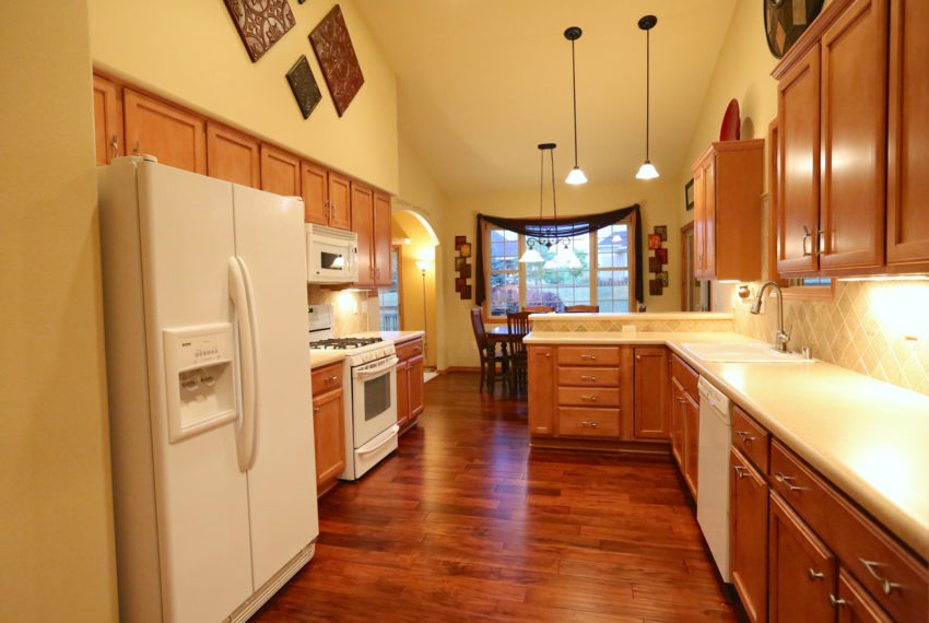 S35th - Vaulted Kitchen2 - mls