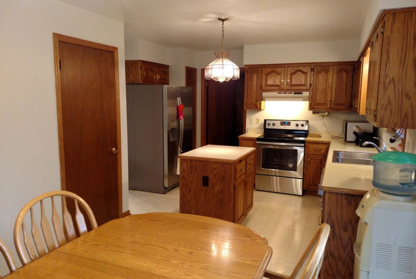 4126 Thorncrest - Kitchen3w