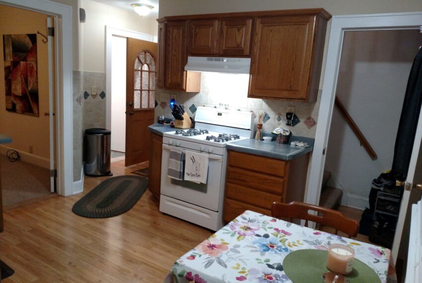 66th - kitchen3