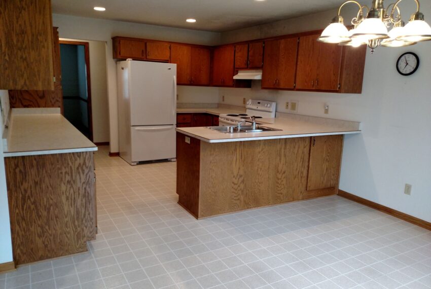 3519 Forest Hill - Kitchen2