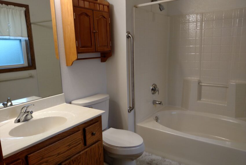 3519 Forest Hill - Master Bath