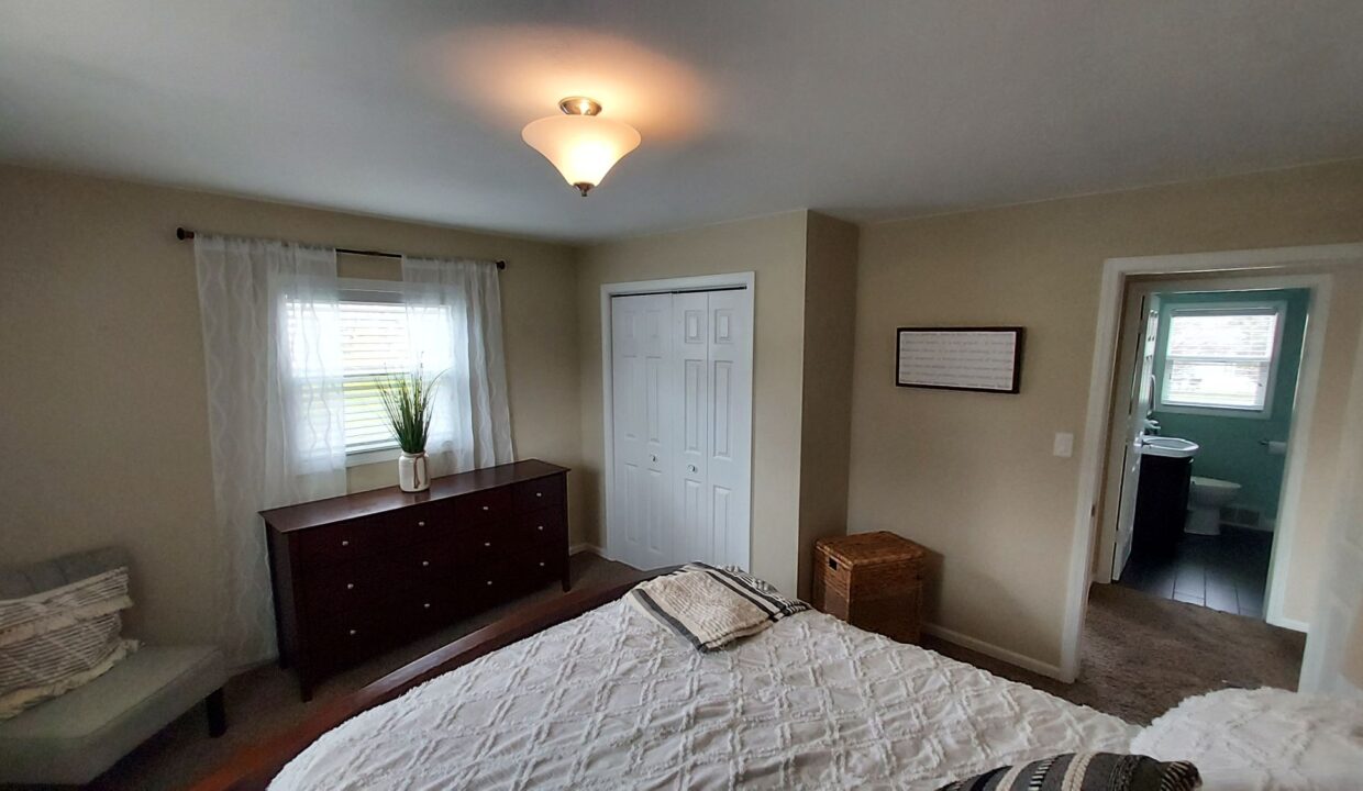 10931 W Ryan Rd - BR1b