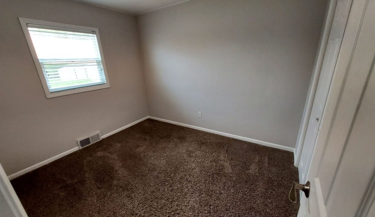 10931 W Ryan Rd - BR3