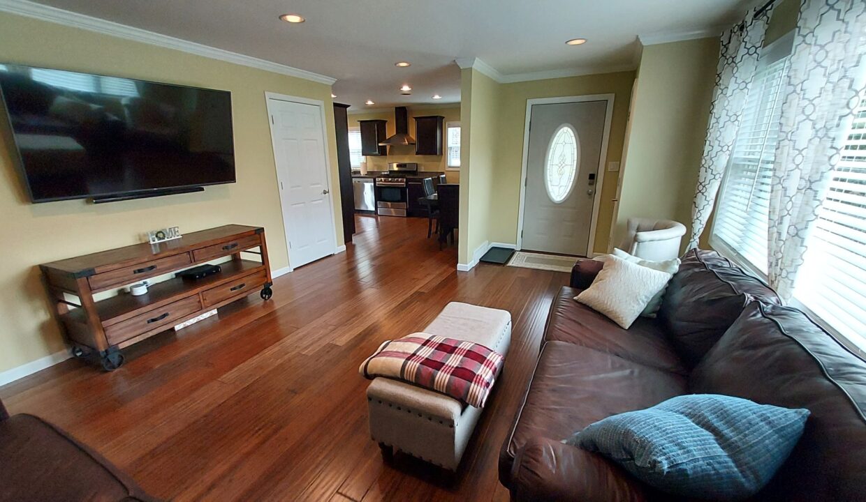 10931 W Ryan Rd - LR2