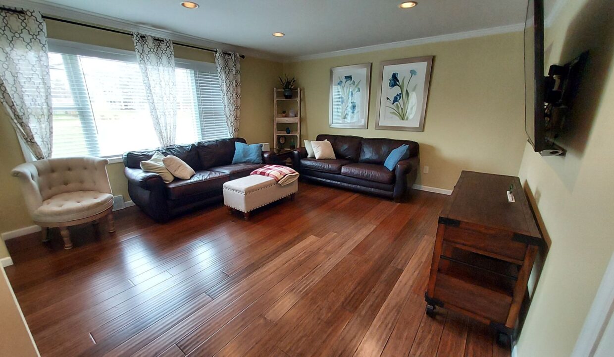 10931 W Ryan Rd - LR3