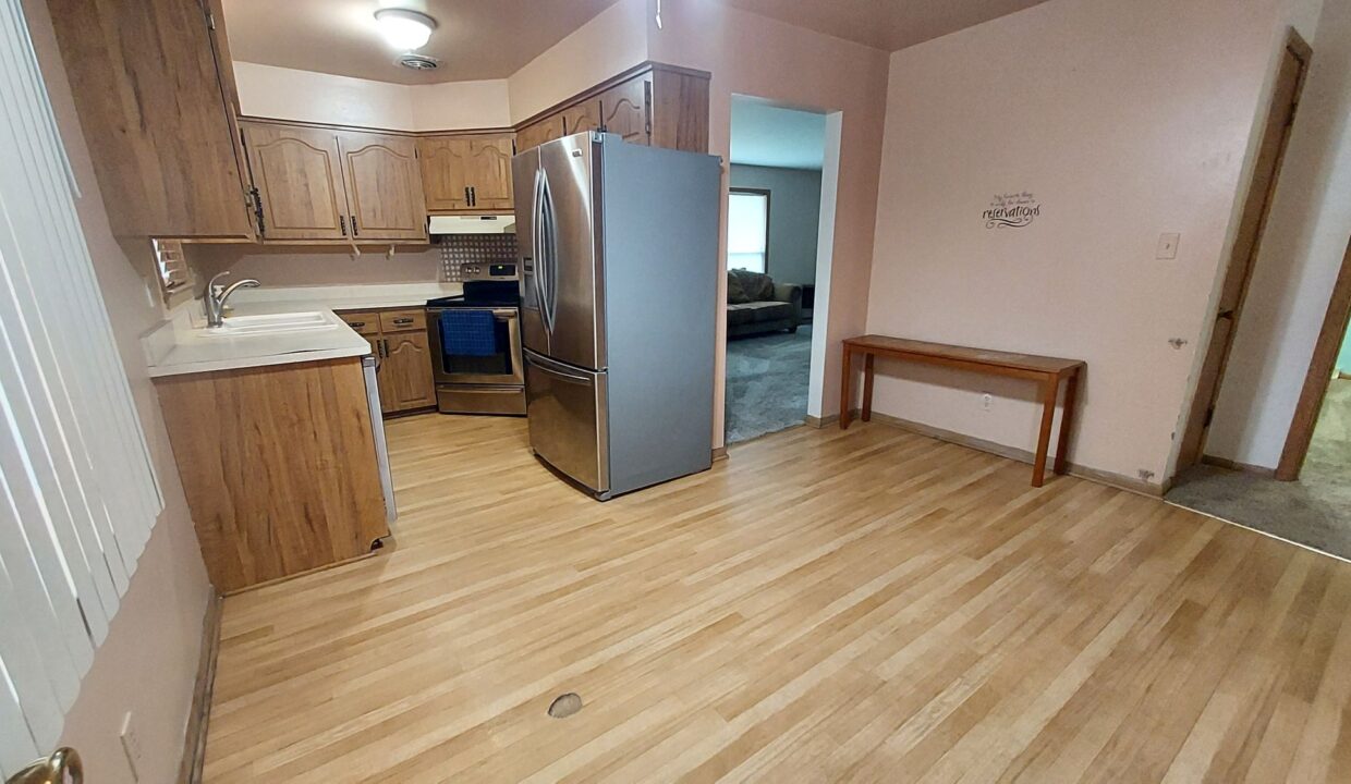 1636 Mackinac - Kitchen