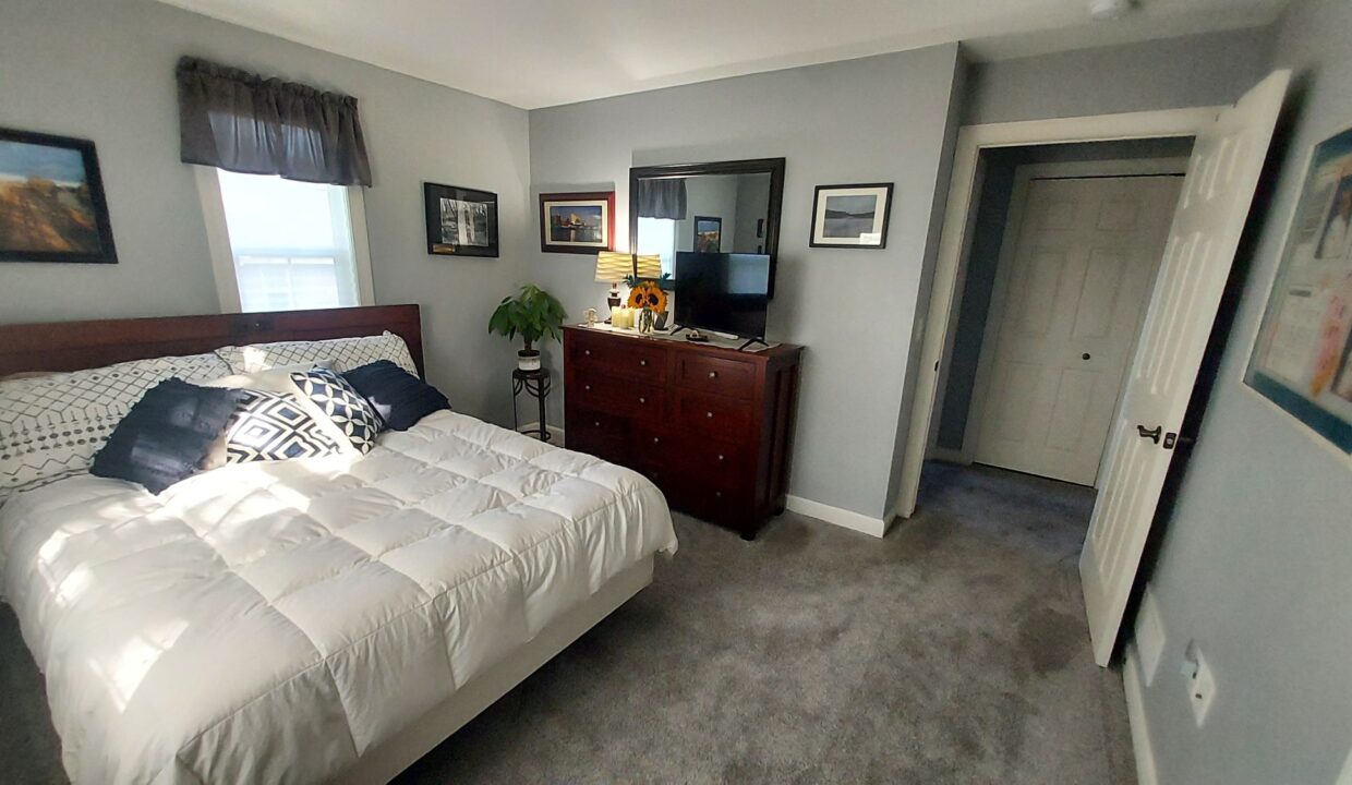 Hidden 44 - BR2