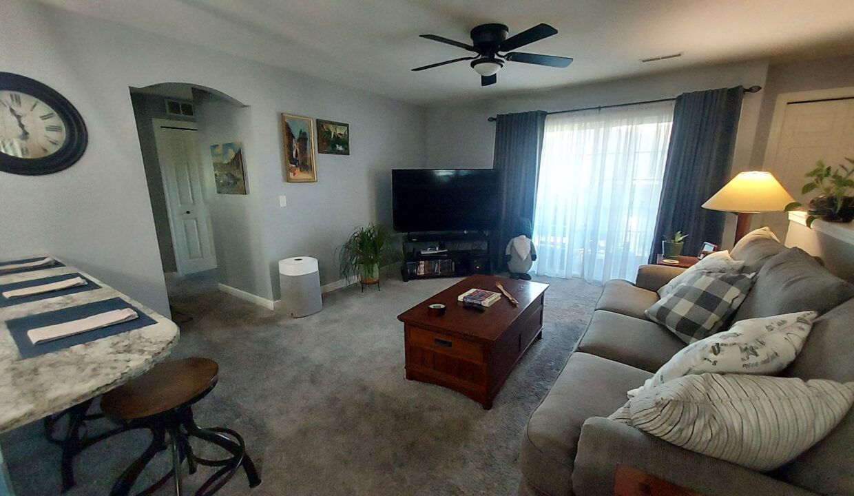 Hidden 44 - Living Rm
