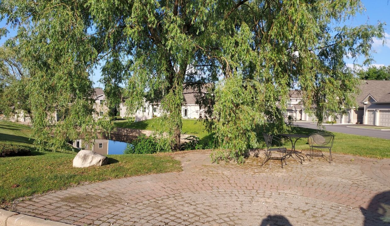 Hidden 44 - Pond View