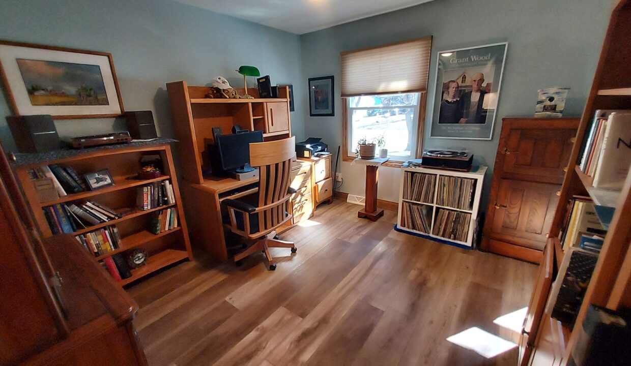 7808 Plainsview - DR2