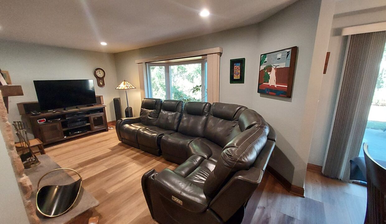 7808 Plainsview - FR2