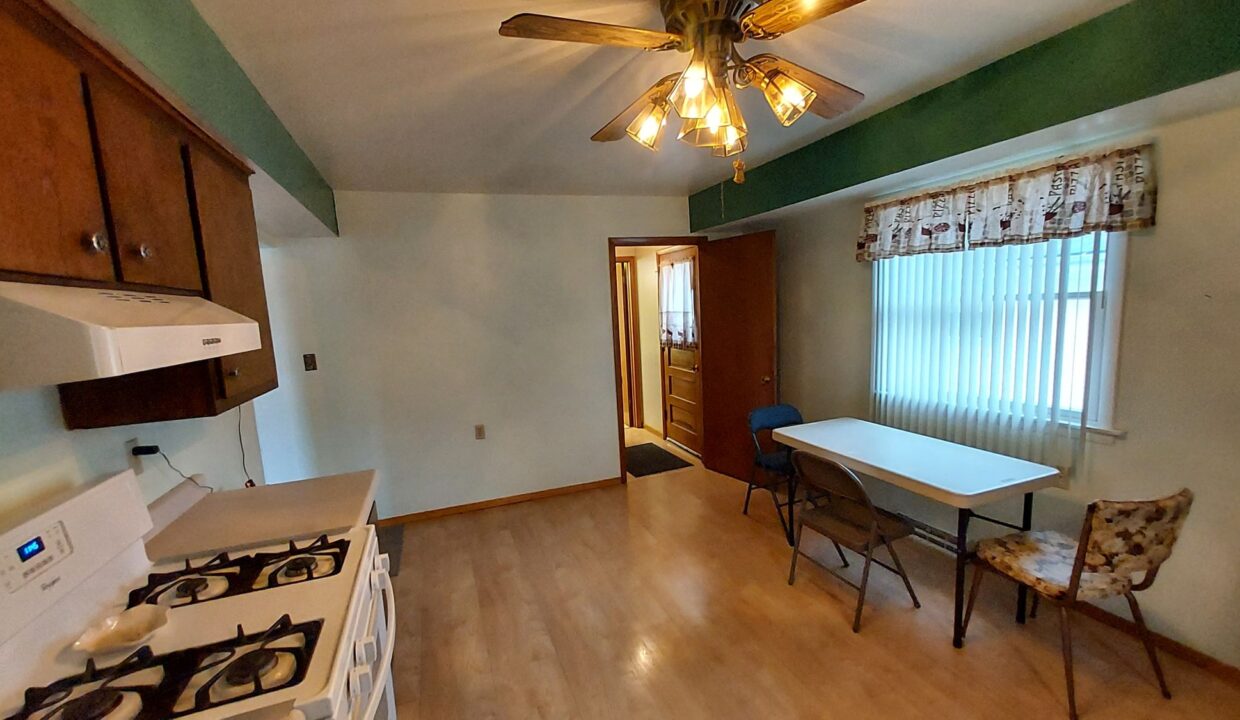 3642 S 95th - kitchen3