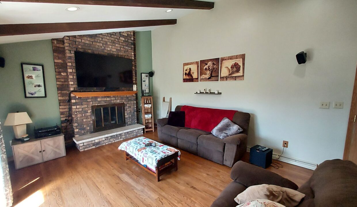 15415 Fenway - Family Rm1