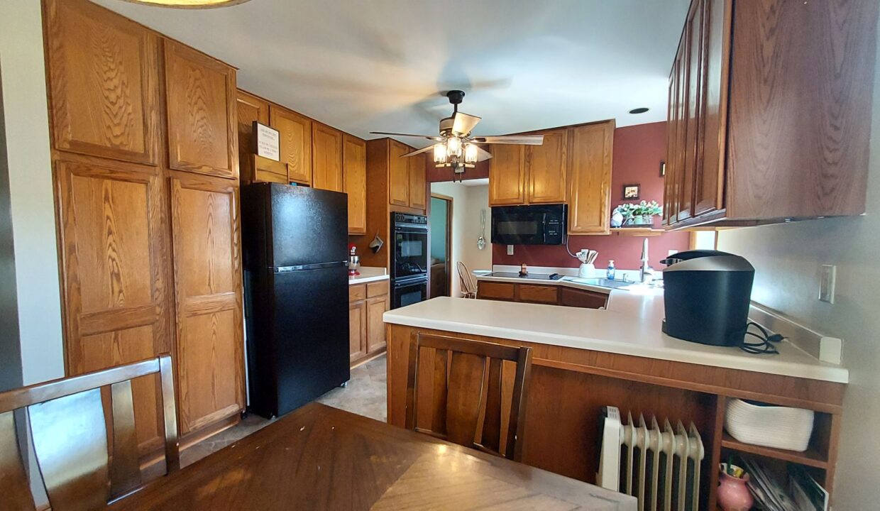 15415 Fenway - Kitchen1