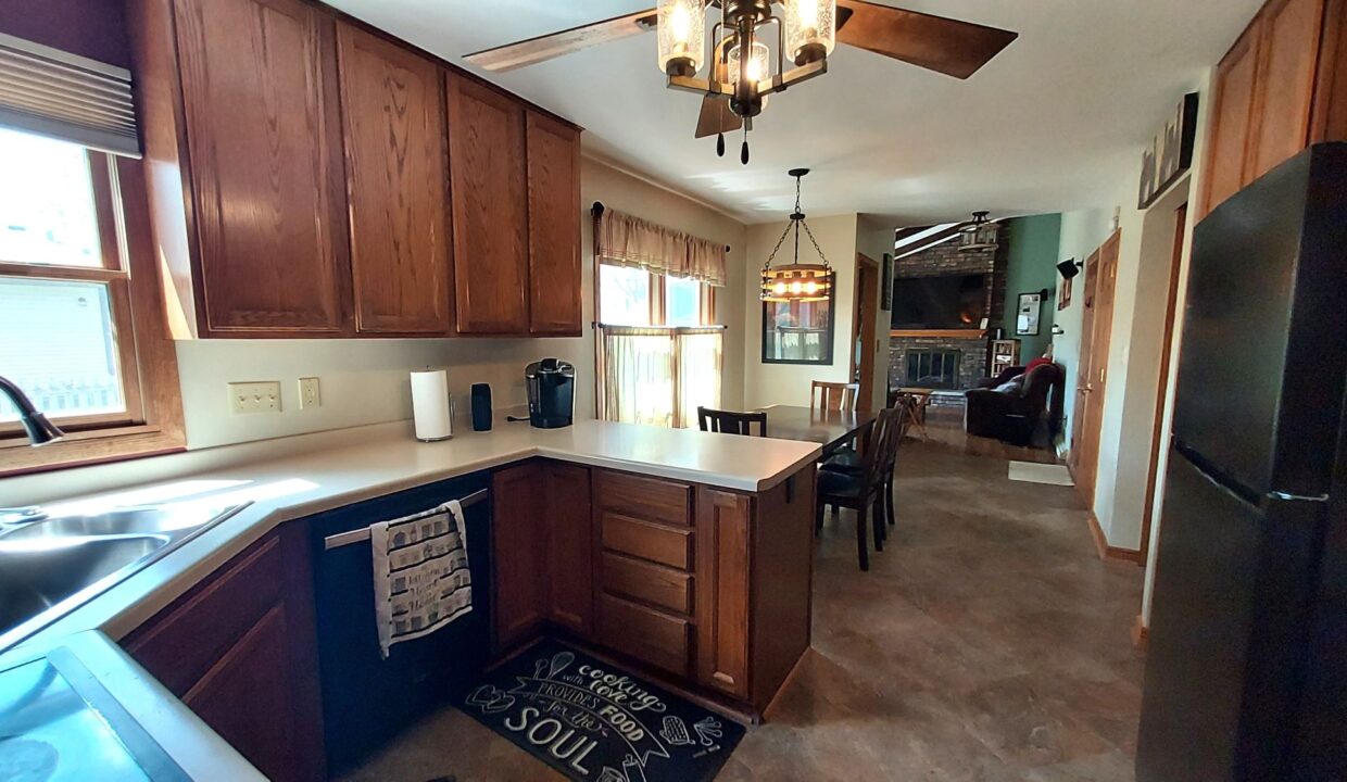 15415 Fenway - Kitchen3