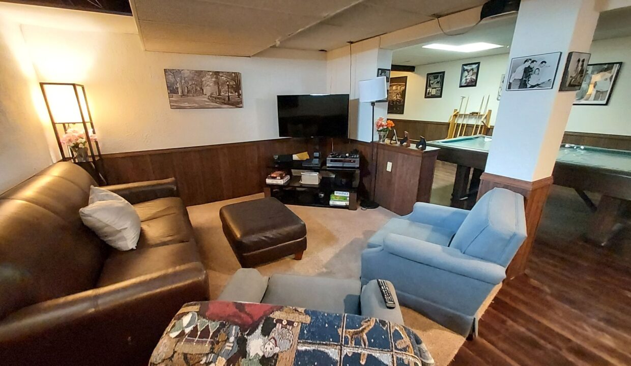 15415 Fenway - Rec Rm3