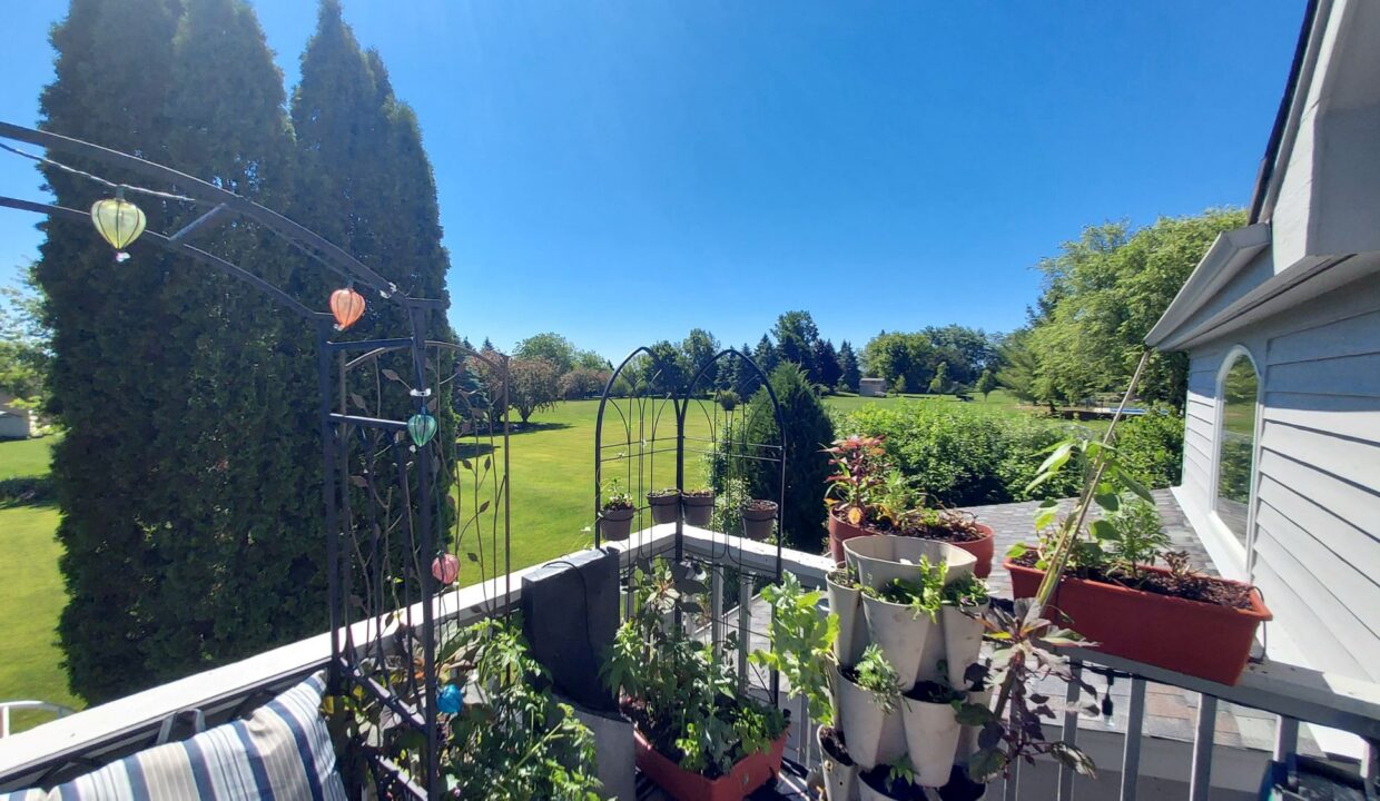8404 S 68th - Deck View1