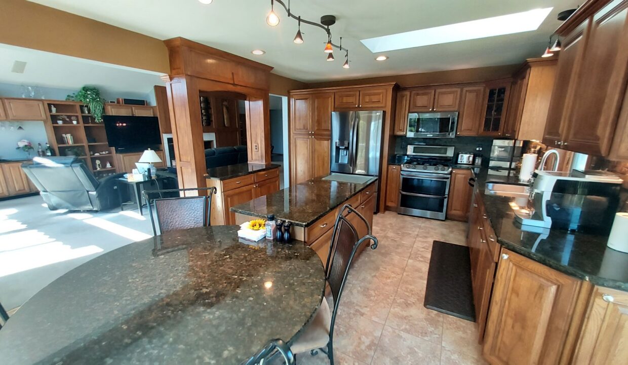 8404 S 68th - Kitchen5