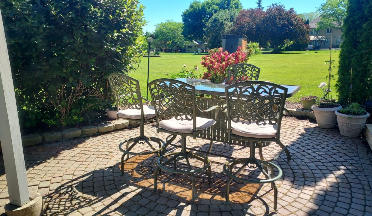 8404 S 68th - Lower Patio