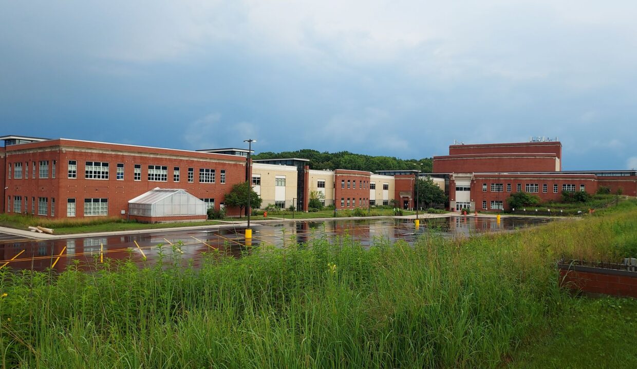 1405 15th Ave - South Milwaukee High School