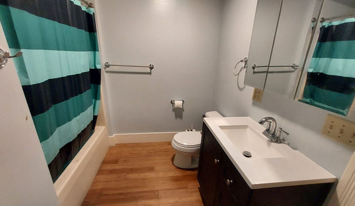 619 Division St - Lower Bath SOT