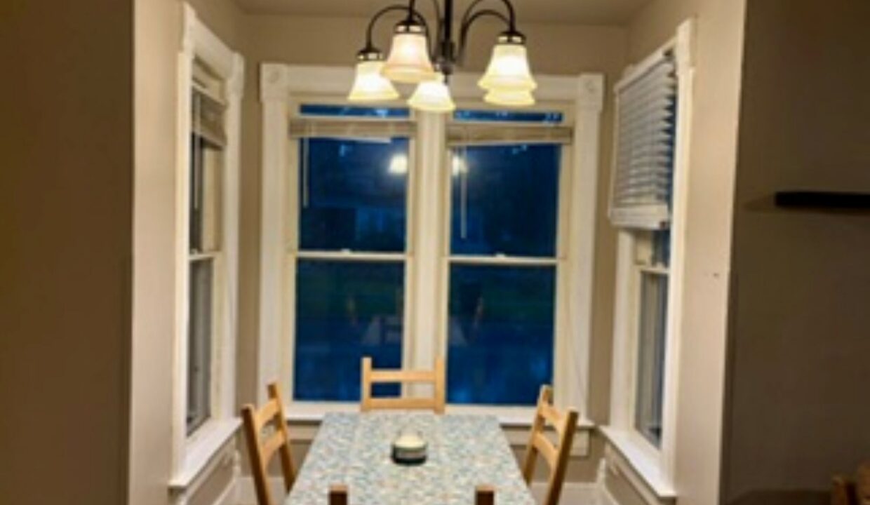 619 Division St - Lower DR