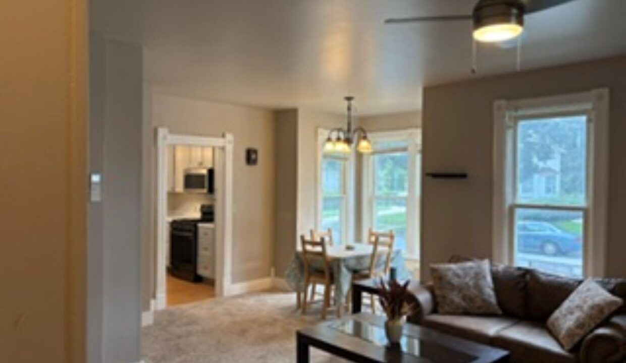 619 Division St - Lower LR-DR